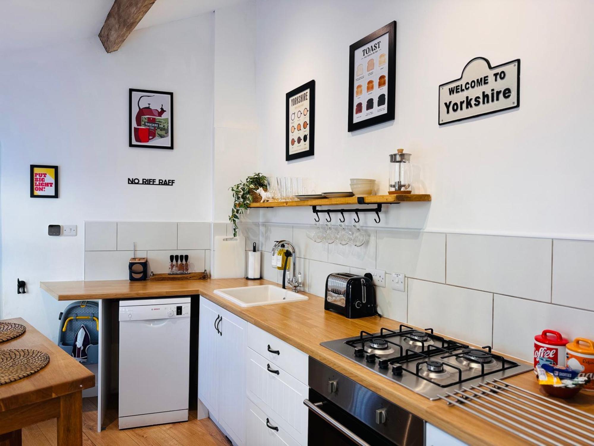 Вилла Nine Cooper Lane, Холмфирт Экстерьер фото